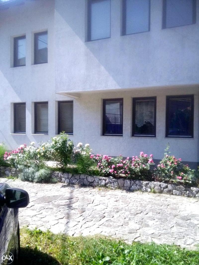 Elsas Apartment
